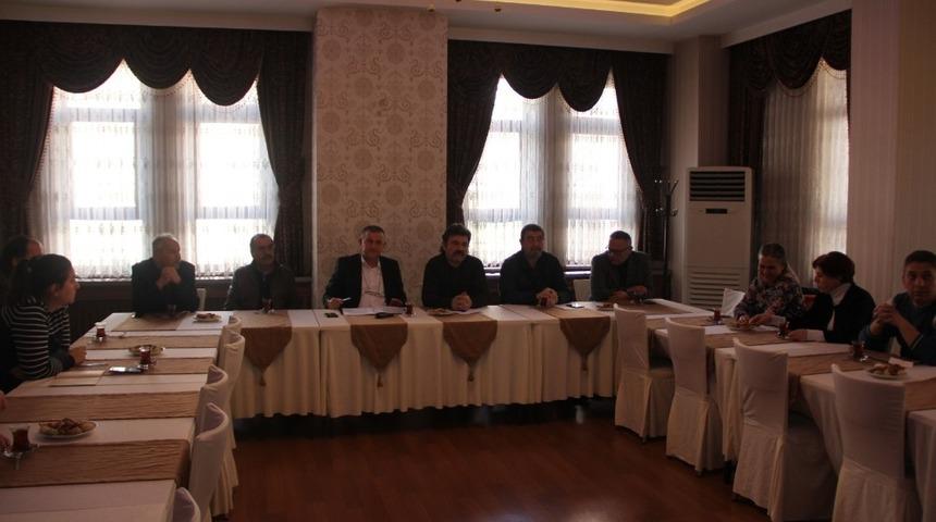 KAR&Uuml;NDER  8. Olağan kongresini tamamladı