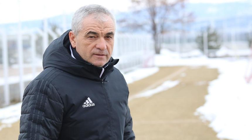 Rıza Çalımbay'dan VAR isyanı: Biz bu sene mağdur olduk