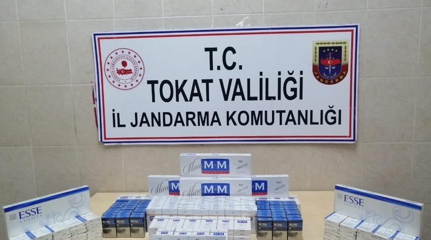 2 otob&uuml;s, 2 şahıs, 568 paket ka&ccedil;ak sigara