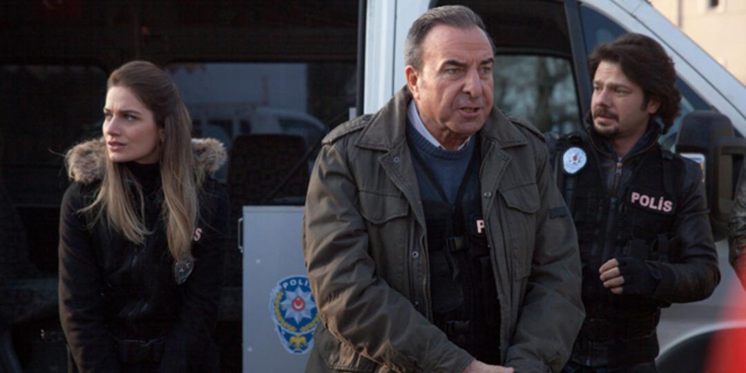 Arka Sokaklar 317. B&ouml;l&uuml;m Galerisi