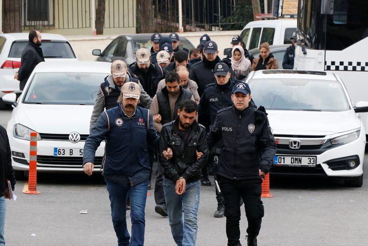 GÜNCELLEME - Şanlıurfa'da otomobilde bulunan patlayıcıyla ilgili yakalanan 11 şüpheliden 2'si tutuklandı G1