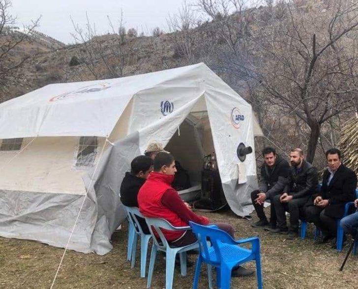 Jandarma ekiplerinden depremzedelere yardım G3