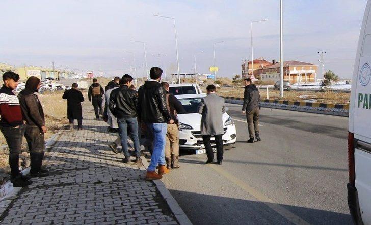 Kaymakamdan yaralı köpeğe şefkat eli G2