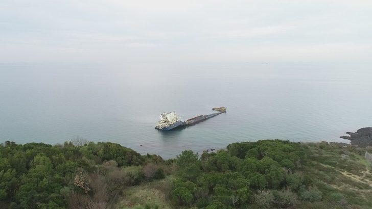 Şile’de 1 yıl önce karaya oturan geminin son hali havadan görüntülendi G2