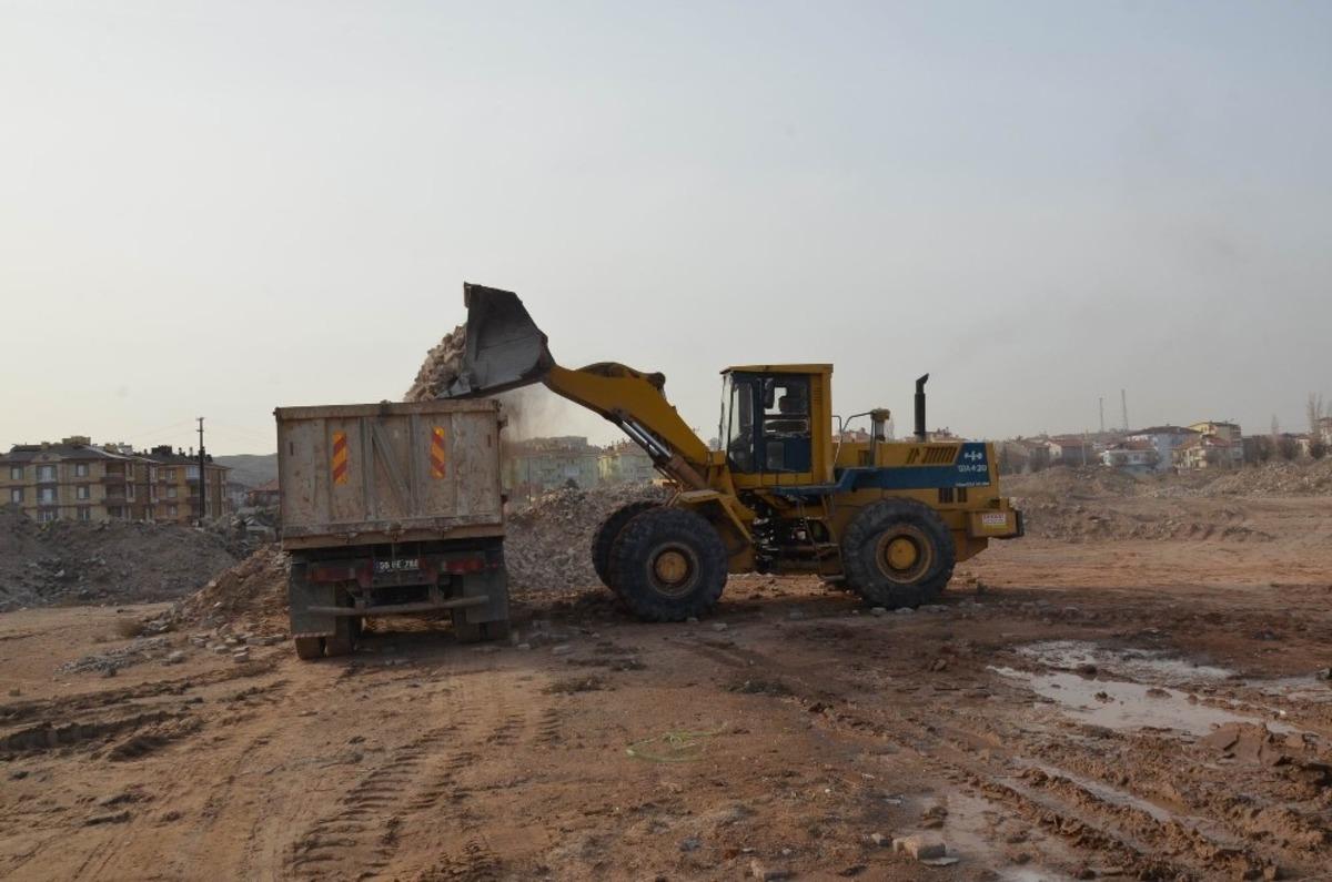 G&uuml;lşehir&rsquo;de Kızılırmak kenarı g&uuml;zelleştiriliyor