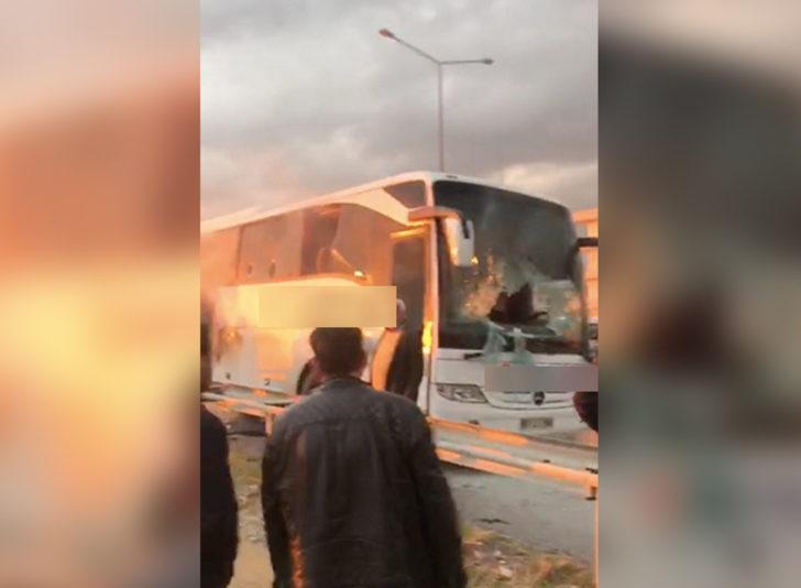 Antalya'da seyir halindeki yolcu otobüsünde yangın!  G2