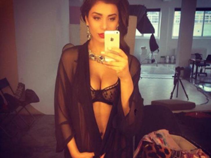 Ebru Şancı Playboy'a soyundu G3