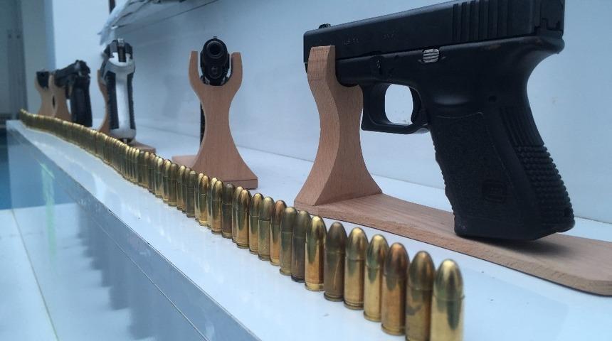 Polis kanlı baskını önledi! 10 kişi gözaltında