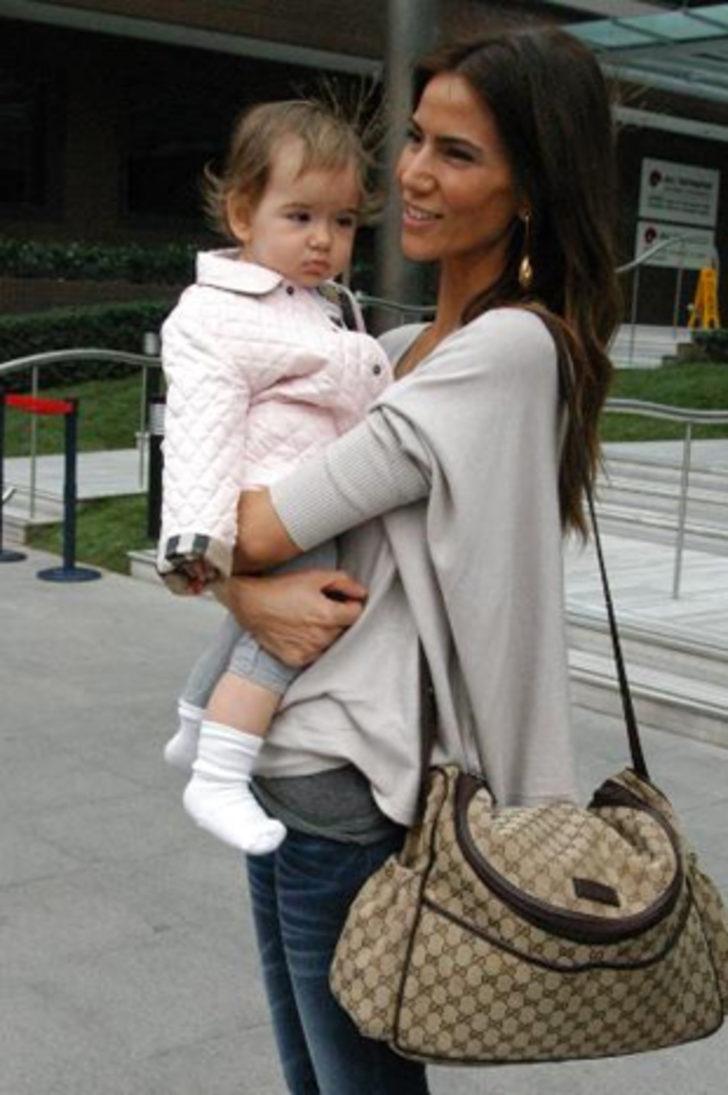 Zeynep Tokuş'un kızı ilk kez görüntülendi G5