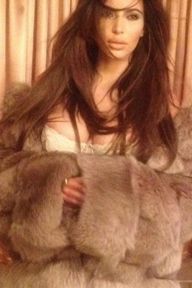 Kim Kardashian'dan cesur pozlar G1