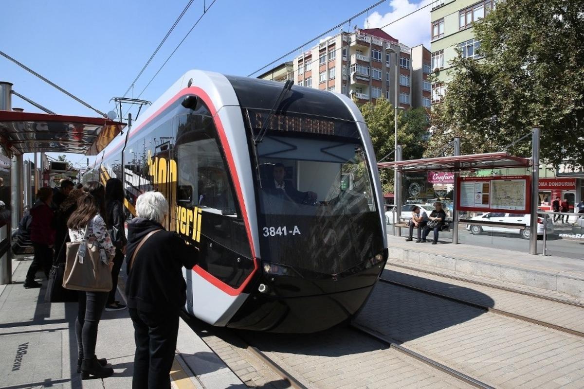 B&uuml;y&uuml;kşehir 135 milyon kişi taşıdı