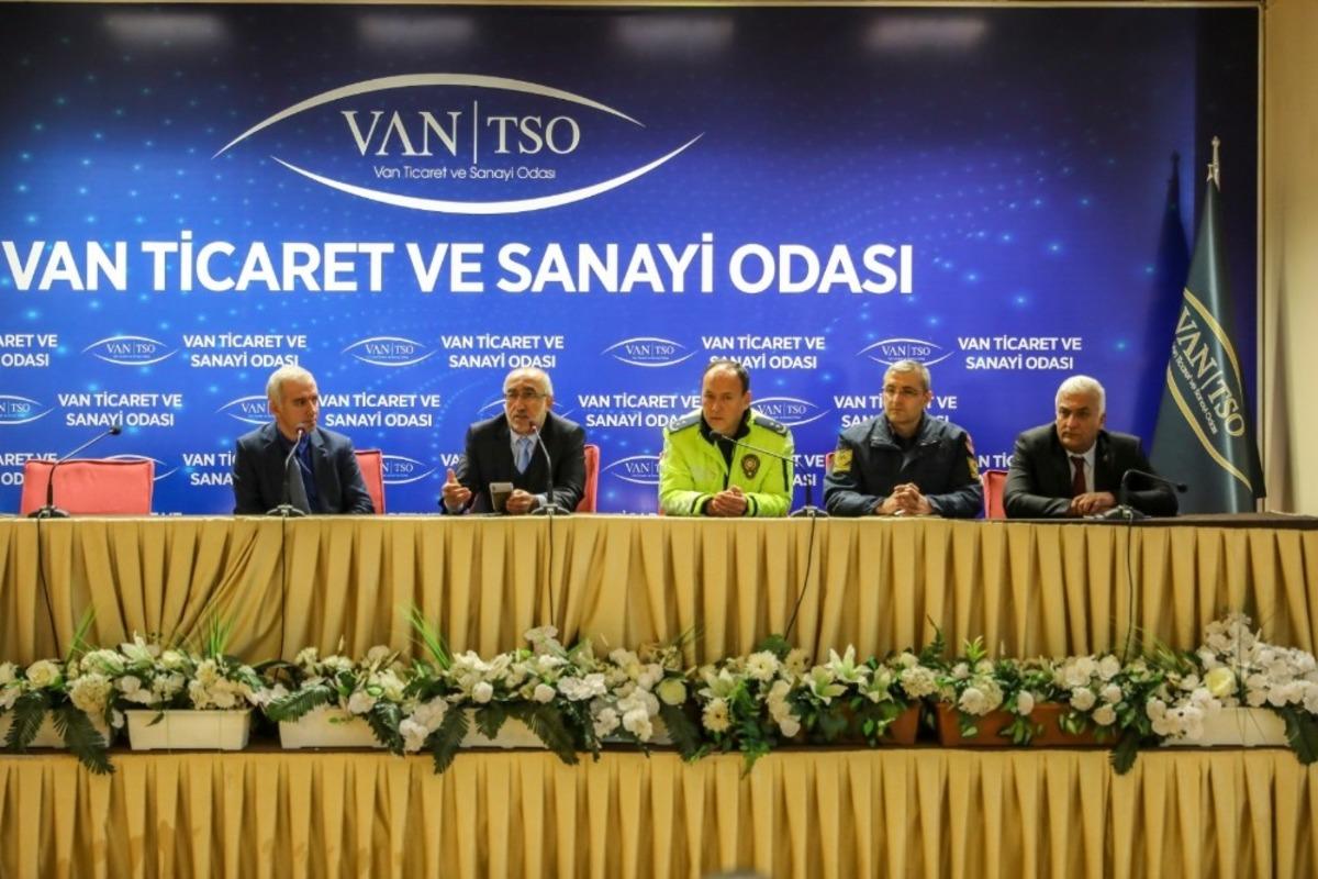 Ulaşımda yaşanan sıkıntılar masaya yatırıldı