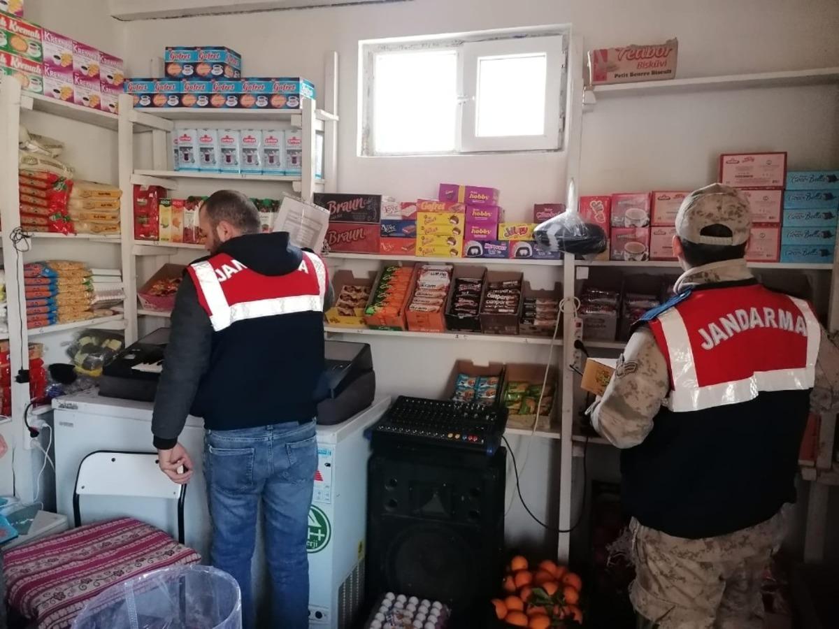 Kars&rsquo;ta jandarma duman uygulaması yaptı