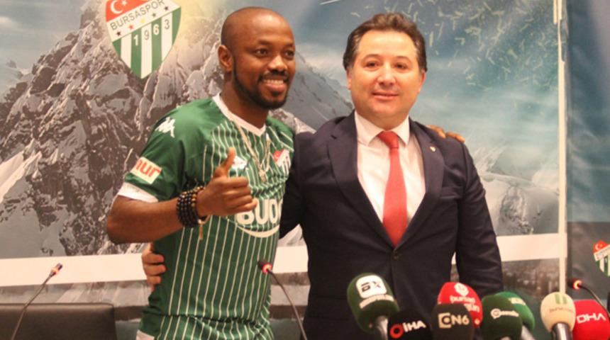 Bursaspor, Traore ile sözleşme imzaladı