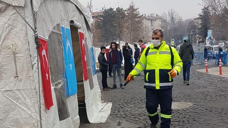 Elazığ’da çadır kurulan alanlar dezenfekte ediliyor G4