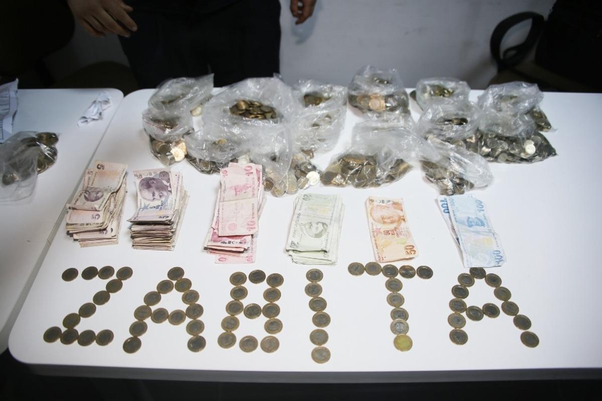 Dilencinin &uuml;zerinde 3 bin liranın &uuml;zerinde para &ccedil;ıktı