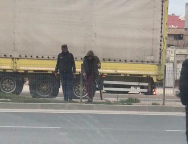 Ölümlü kazaların yaşandığı çevre yolunda çitlere zarar veren şahıs kameralara yakalandı G5