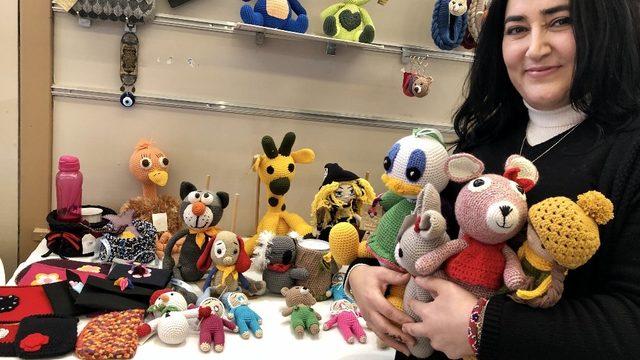 El emeği göz nuru sağlıklı oyuncak, ‘amigurumi’