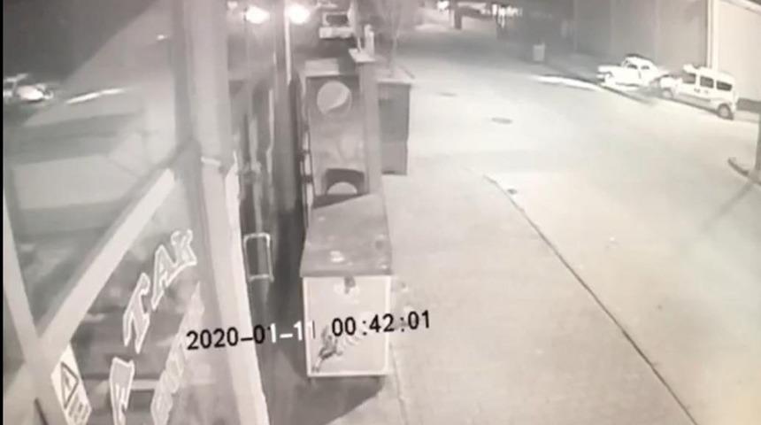 Niğde&rsquo;deki polis otosunun kazası kamerada