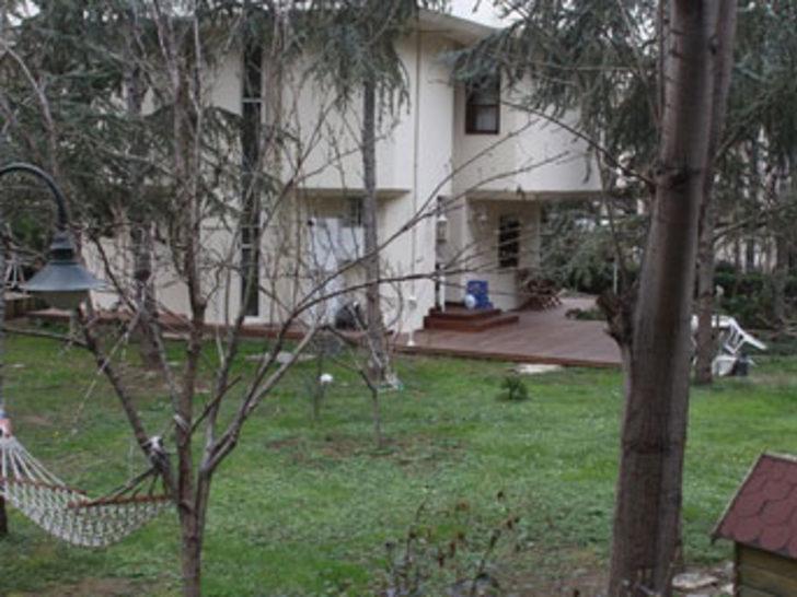 Kıvanç Tatlıtuğ evini boşalttı G5