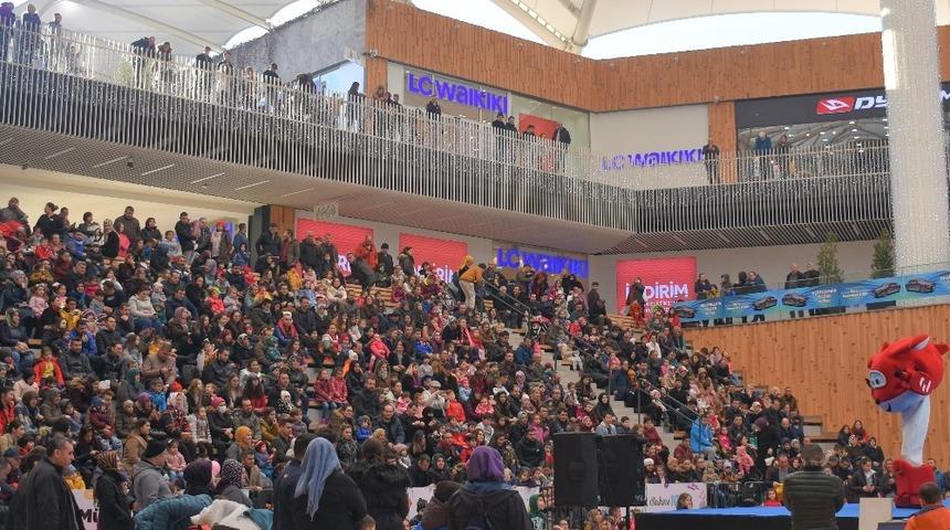 Tatilde eğlencenin keyfi 10 Burda AVM&rsquo;de devam ediyor