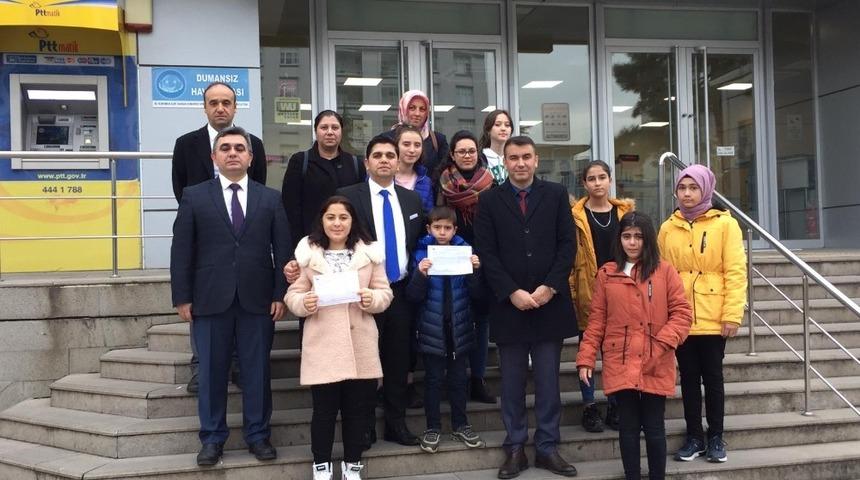 Depremzedelere yardımlar s&uuml;r&uuml;yor