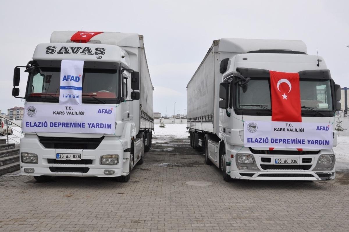 Kars&rsquo;tan Elazığ&rsquo;a yardım tırları yola &ccedil;ıktı