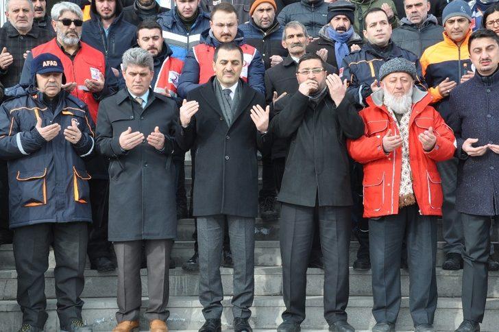 Kars’tan Elazığ’a yardım tırları yola çıktı G4