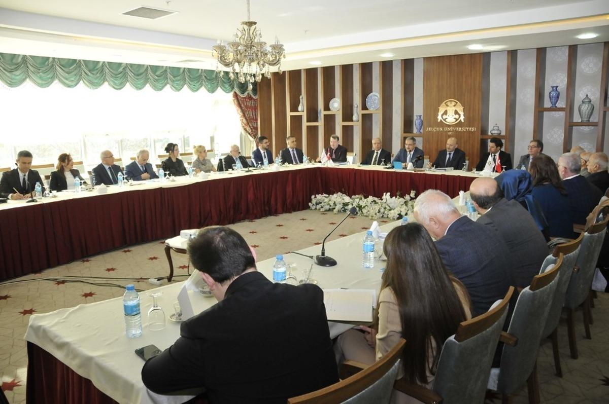 Sel&ccedil;uk&rsquo;ta &lsquo;K&uuml;resel Sağlık ve Yaşlılık Diplomasisi &Ccedil;alıştayı&rsquo; yapıldı