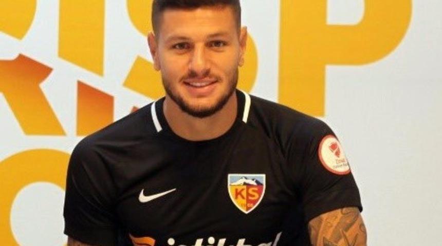 Kayserispor&rsquo;un yeni transferi Diego Angelo: "Başarılı olmak i&ccedil;in geldim"