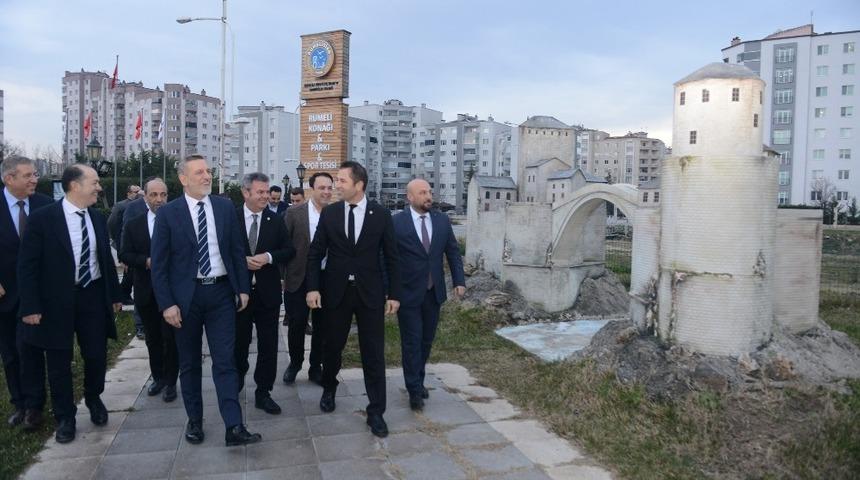 Burkay: “Bursa, en yüksek dış ticaret fazlası veren kent kimliğini koruyor”