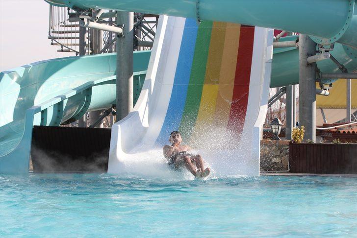 Açık termal havuzlar kışı yaz havasına dönüştürüyor G4