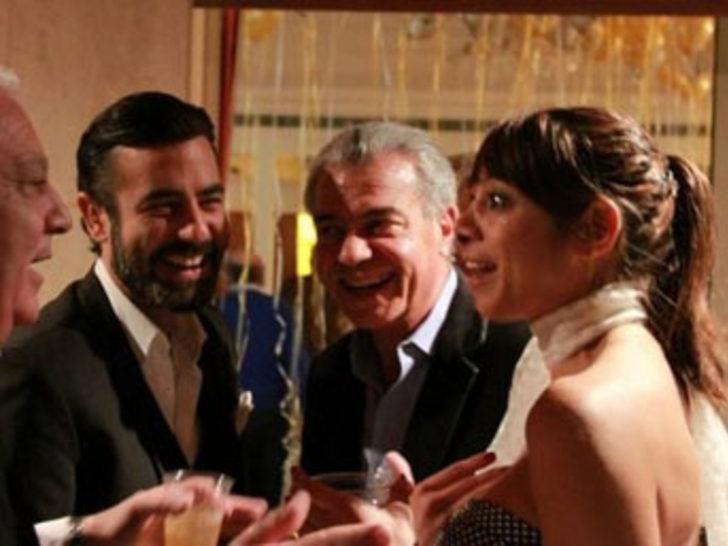 Boşanmadan nişanlandı G1