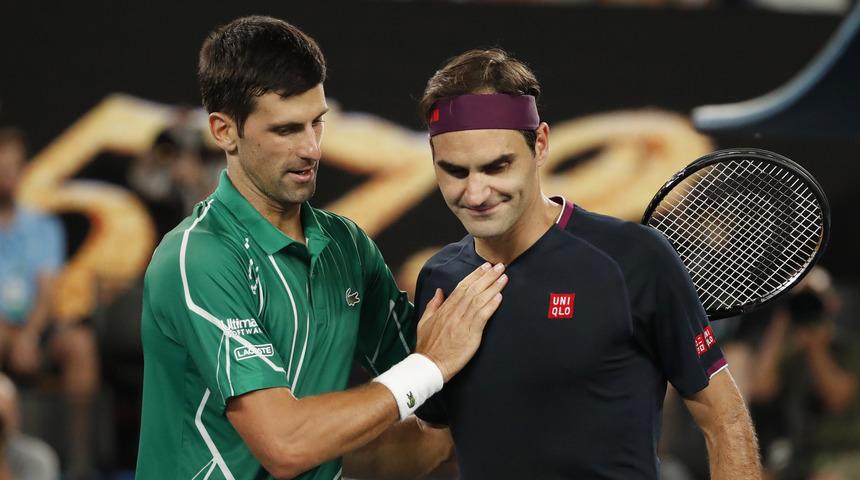 Avustralya A&ccedil;ık'ta Roger Federer'i yenen Novak Djokovic ilk finalist oldu