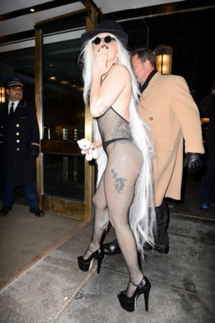 Kış ortasında çıplak gezinti G2