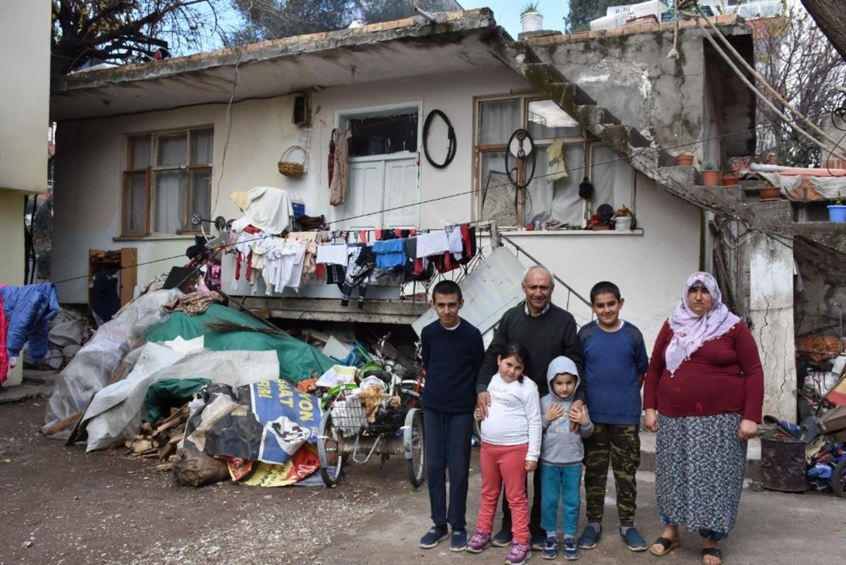 Engelli d&ouml;rt &ccedil;ocuk babasının &ccedil;aresizliği