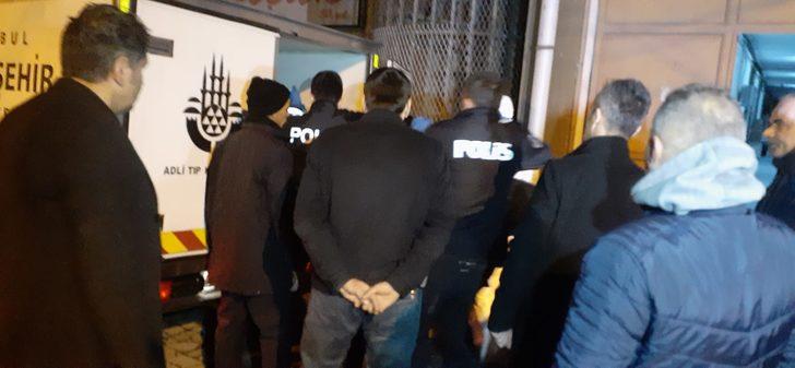 Başakşehir'de korkunç cinayet! Boğazından bıçakladı G3