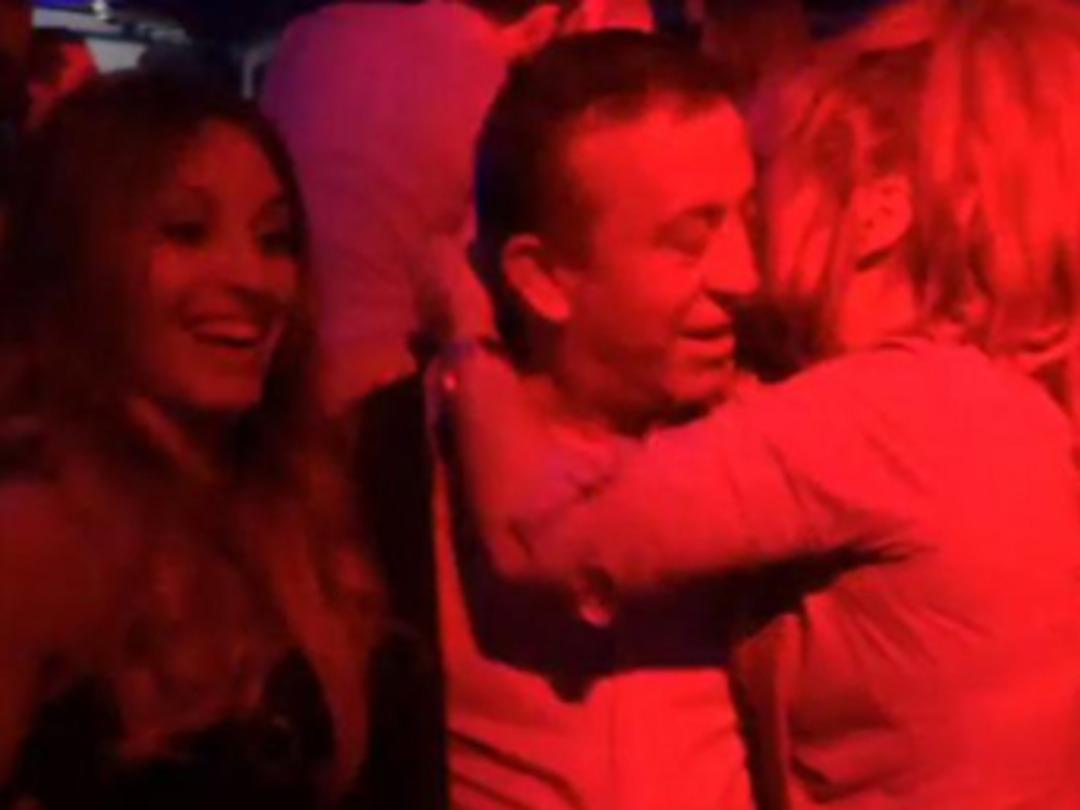 Ali Ağa sarmaş dolaş