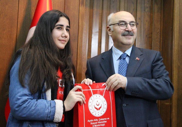 Vali Köşger; “Gençlerimizden ümitliyiz” G3