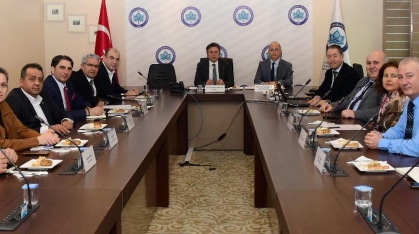 ESOG&Uuml;&rsquo;deki toplantıda Yetkinlik ve Dijital D&ouml;n&uuml;ş&uuml;m Merkezleri ele alındı