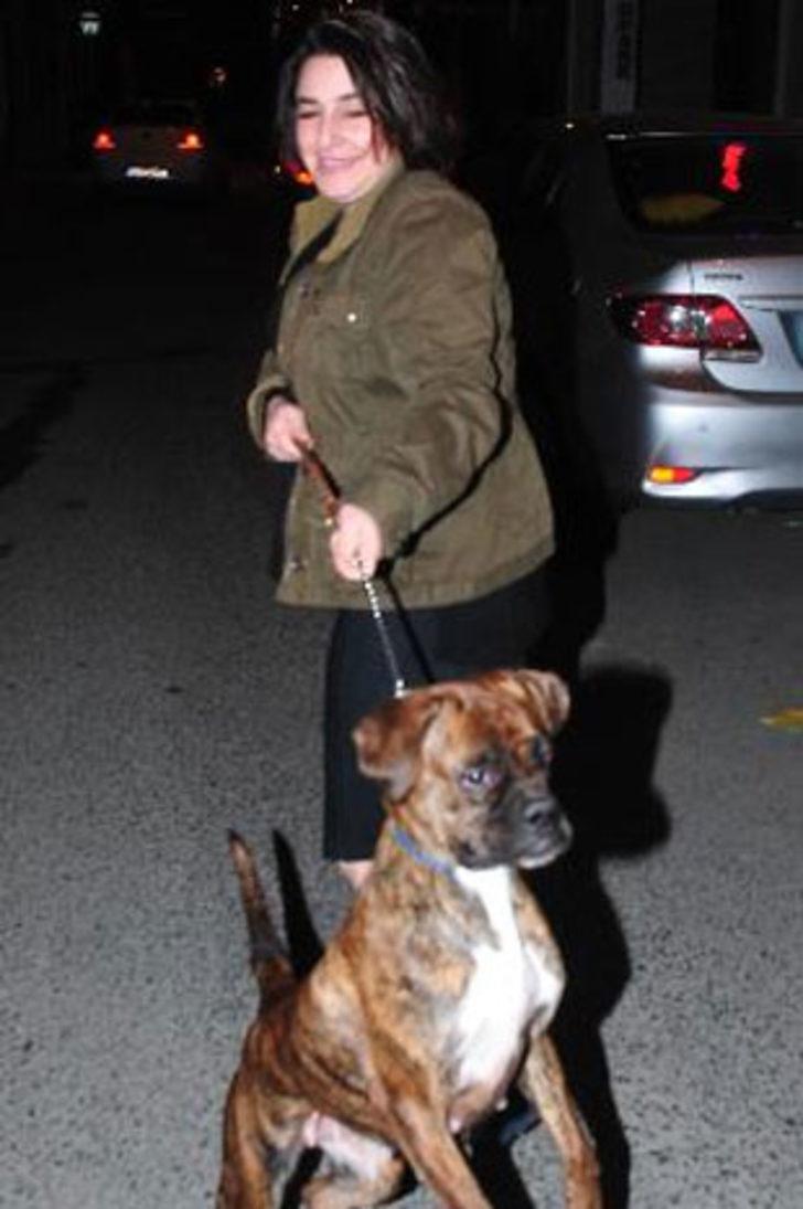 Esra Dermancıoğlu flaşların kurbanı G5