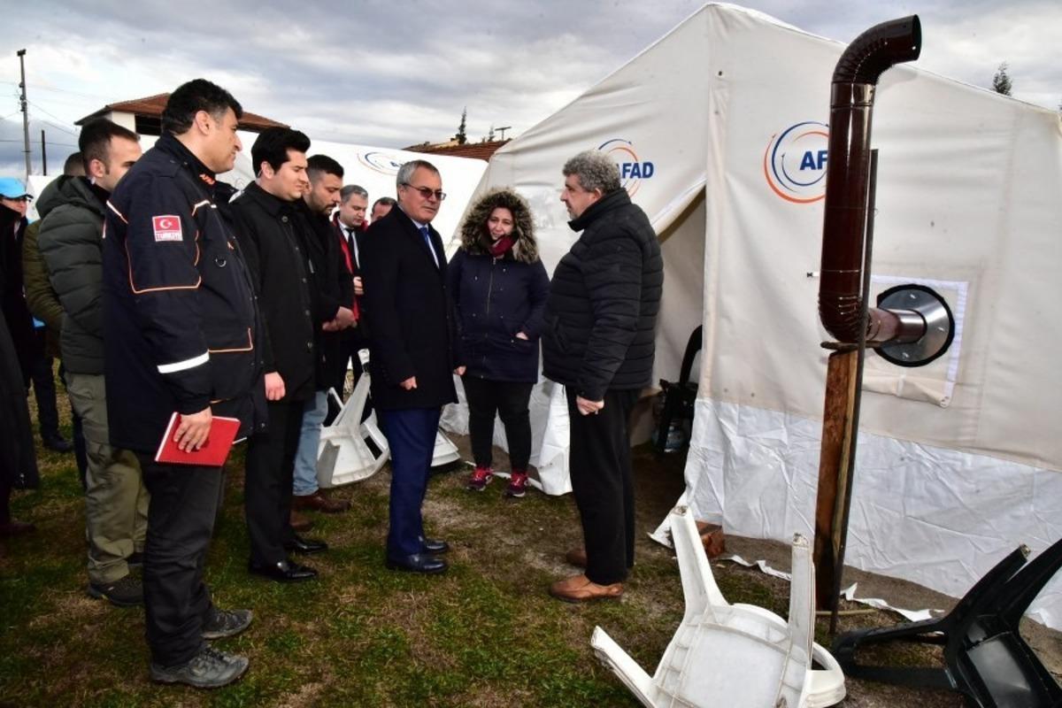 Deprem &ccedil;alışmaları Vali Deniz başkanlığında değerlendirildi
