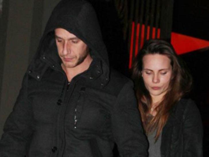 Eski sevgilisiyle barıştı G1