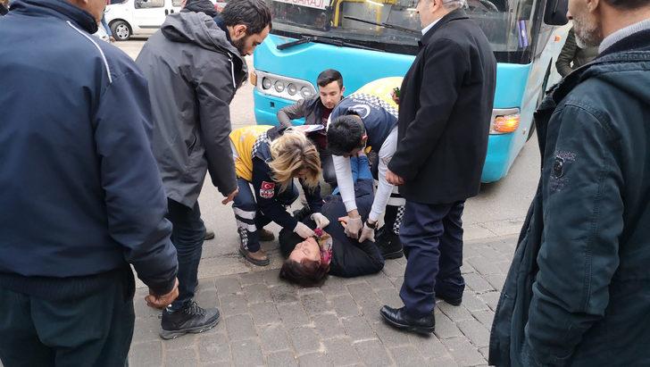 Bursa'da otobüsün kadına çarpma anı kamerada G5
