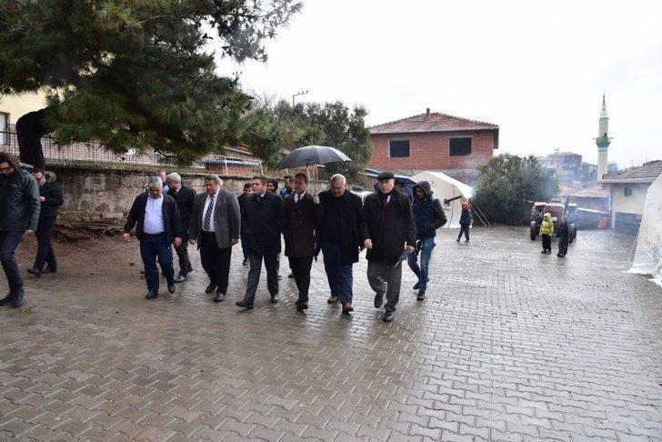 Deprem bölgesinde çalışmalar devam ediyor G3