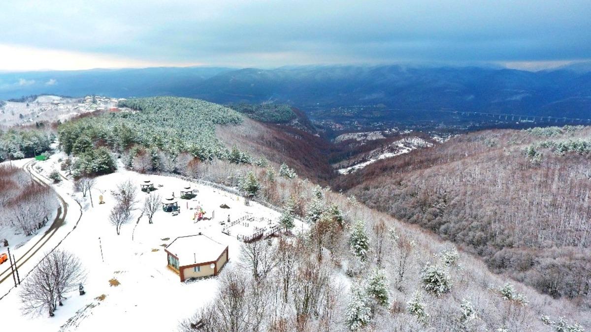 Bolu Dağı kar yağışı sonrası b&uuml;y&uuml;ledi
