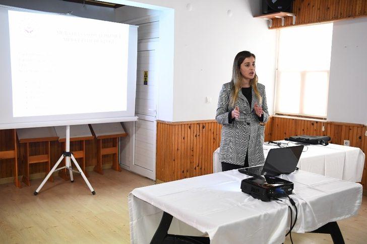 Muhtarlar kadına şiddet konusunda bilgilendirildi G3