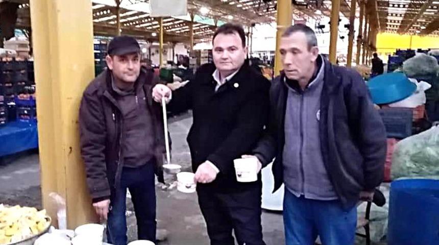 Havran’da pazarcılara sabah çorbası ikram edildi