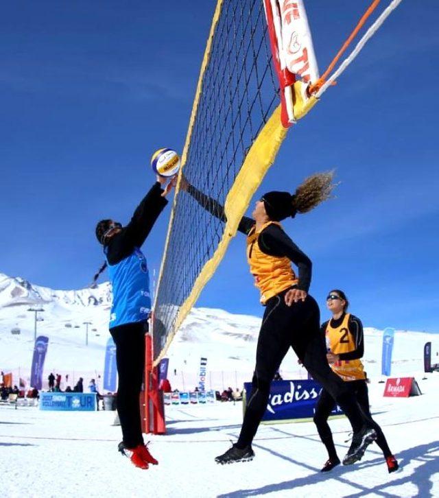 Kar Voleybolu Türkiye Şampiyonası Toroslar’da