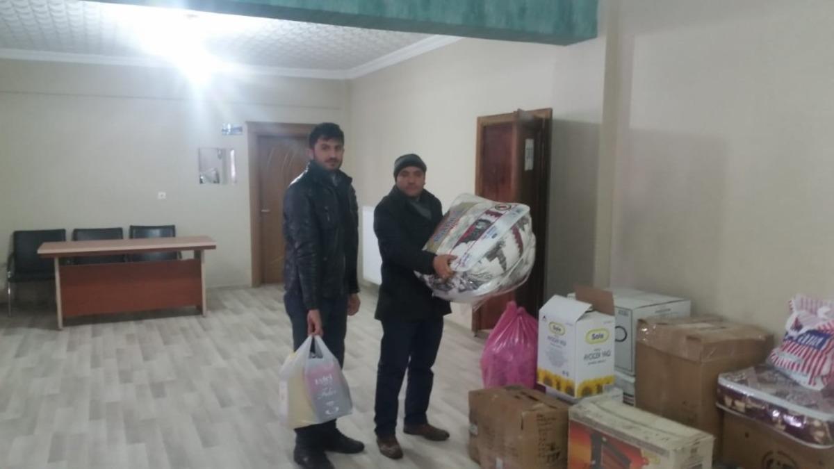 &Ouml;zalp il&ccedil;esinden depremzedeler i&ccedil;in yardım kampanyası